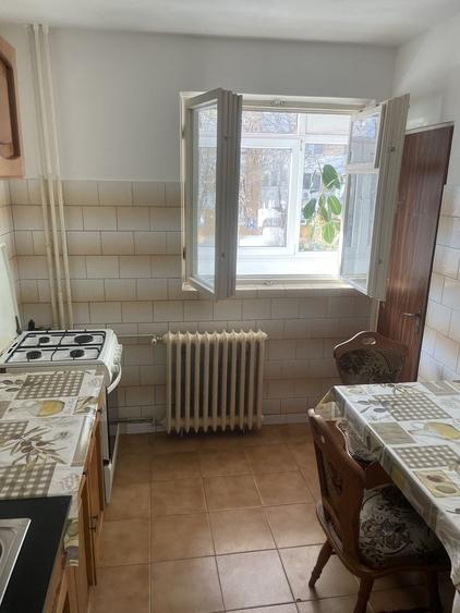 Apartament cu 2 camere decomandat în Rahova