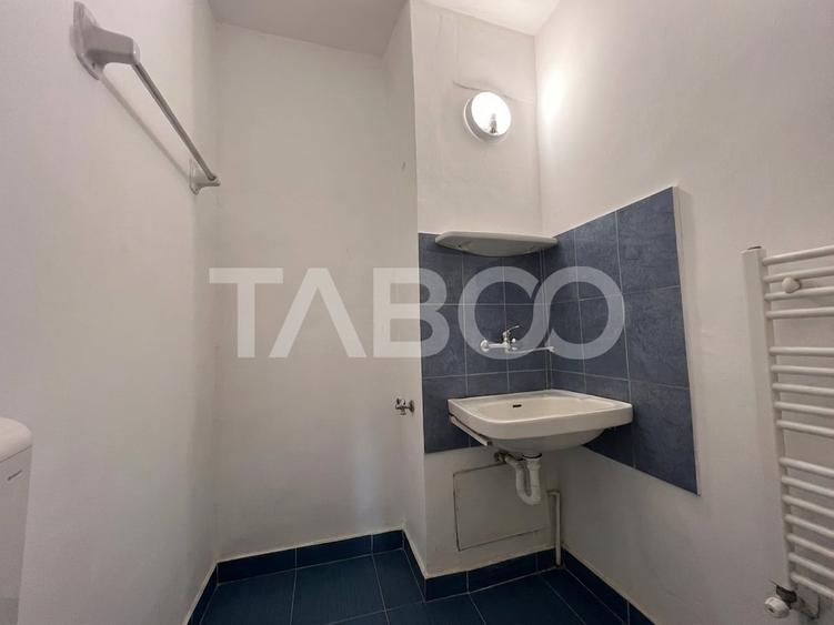 Apartament cu 4 camere decomandat, mobilat în Mărăști