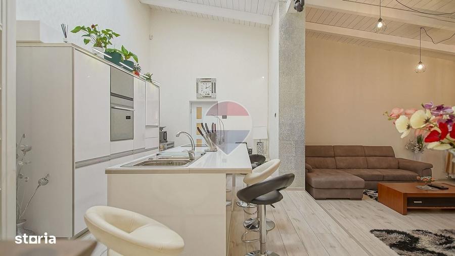 Casă cu 3 camere cu Teren 583 Mp în Colonia Bod