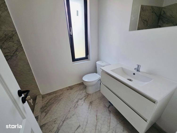 Casă cu 3 camere în Berceni