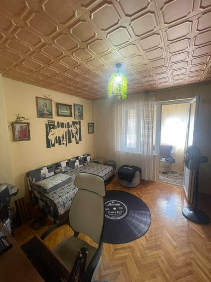 Apartament cu 2 camere semidecomandat în Sud