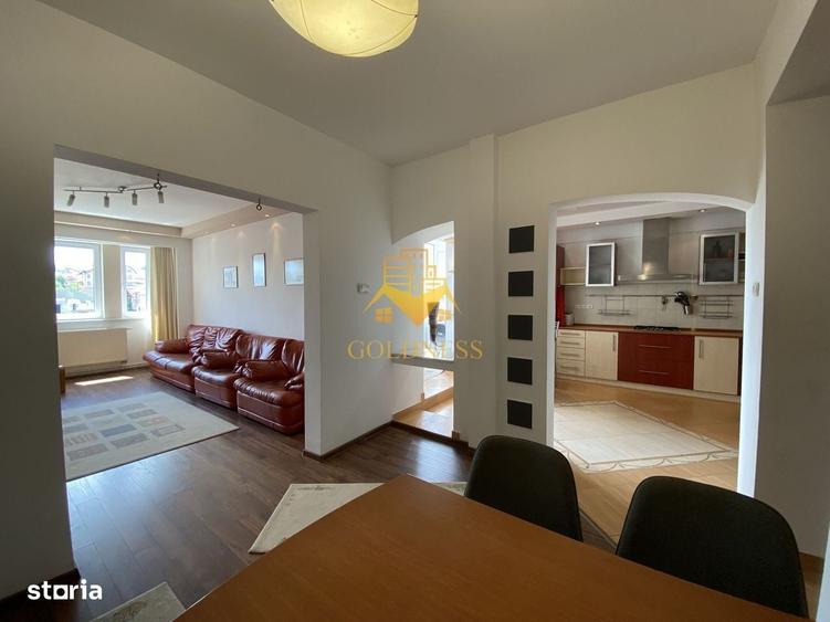 Apartament cu 4 camere în Zorilor