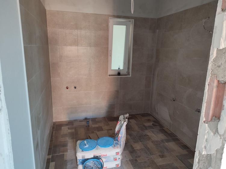 Casă individuală cu 3 camere cu Canalizare în Sânandrei