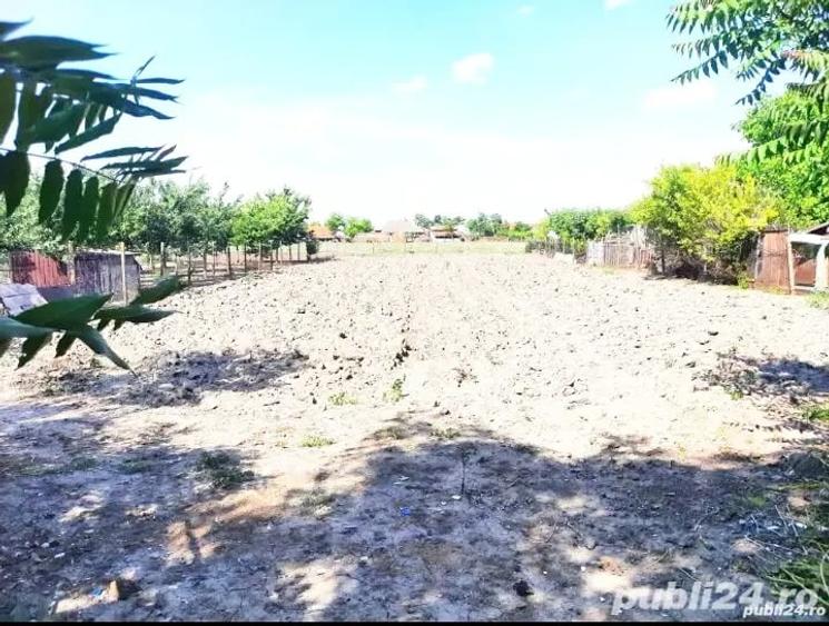 Casă cu 3 camere cu Teren 1430 Mp în Socodor