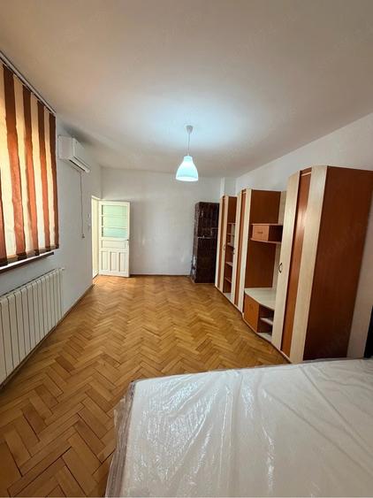 Casă cu 3 camere cu Teren 260 Mp în Bucureștii Noi