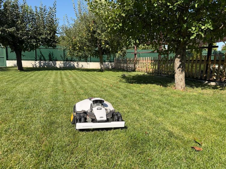 Casă cu 3 camere cu Teren 1300 Mp în Ciofliceni