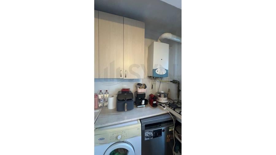 Apartament cu 2 camere semidecomandat în Cișmigiu