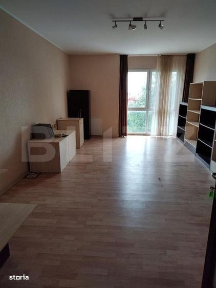 Spațiu comercial, de 660 mp, în Rontău