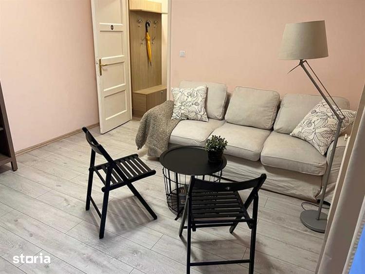 Apartament cu 2 camere în Romană