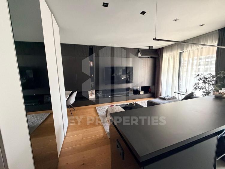 Apartament cu 2 camere semidecomandat, mobilat în Aviației