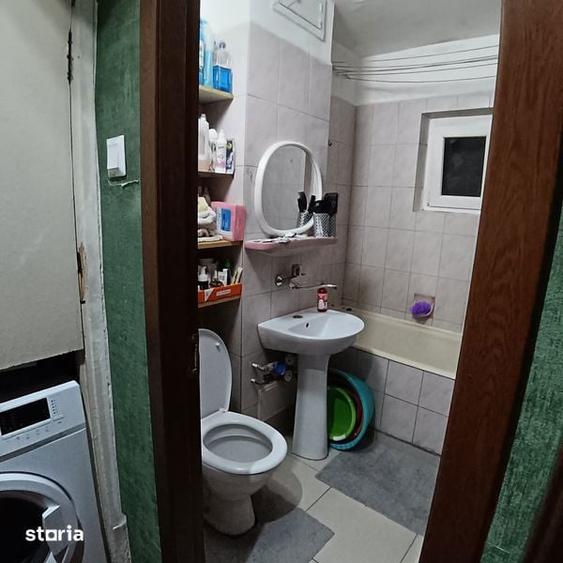 Apartament cu 3 camere decomandat în Mihai Bravu