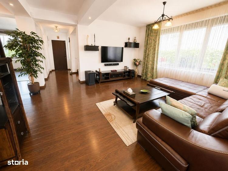 Casă cu 4 camere cu Teren 300 Mp în Domnești