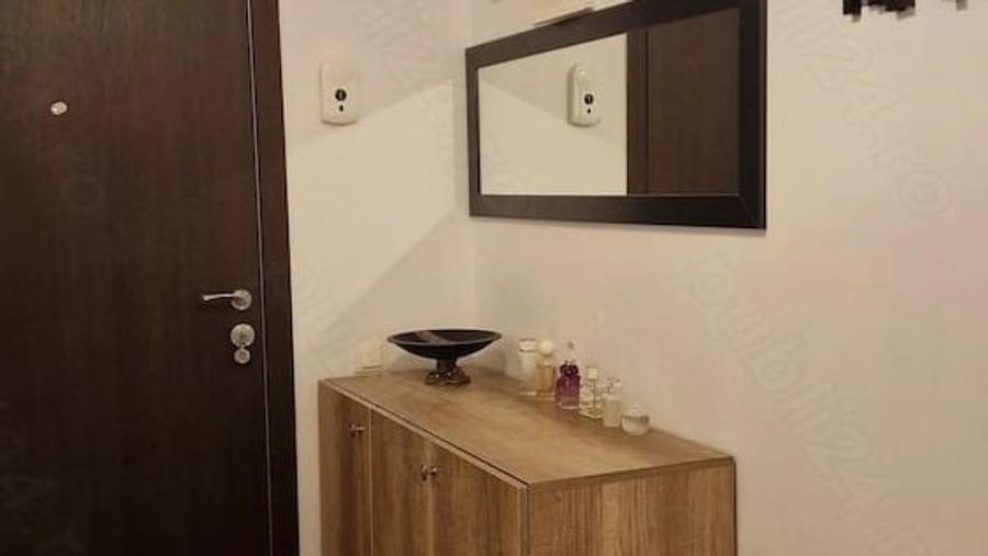 Apartament cu 2 camere decomandat în Păcii