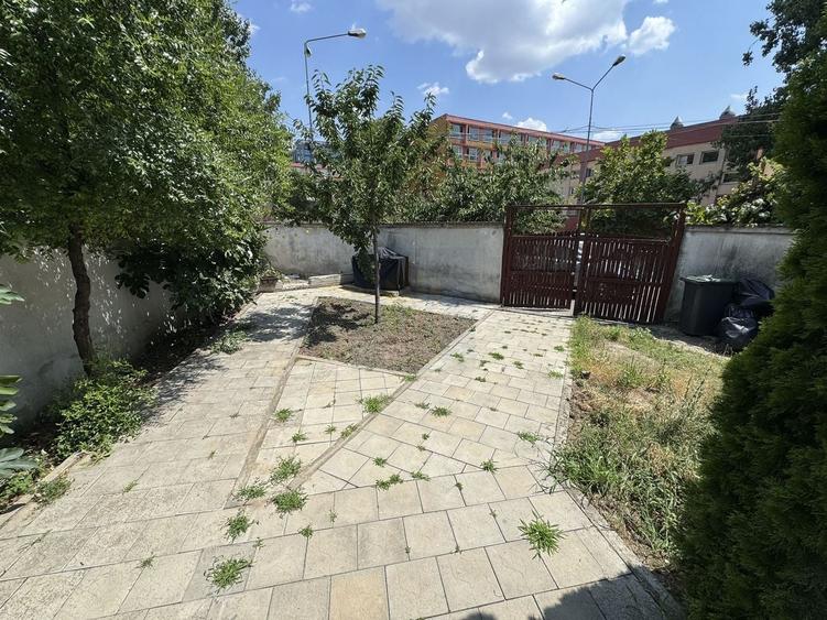 Casa cu 7 camere de vanzare in zona *Regie-Belvedere* - 55