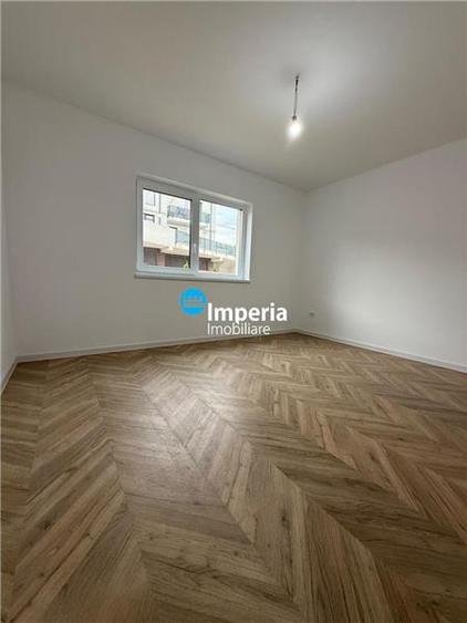 Apartament cu 2 camere decomandat în Rediu