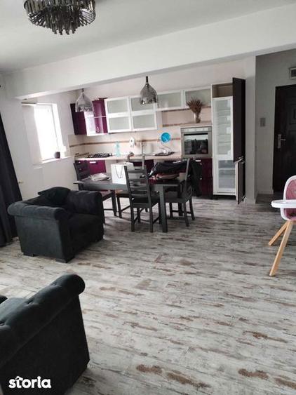 Apartament cu 4 camere în Centrul Vechi