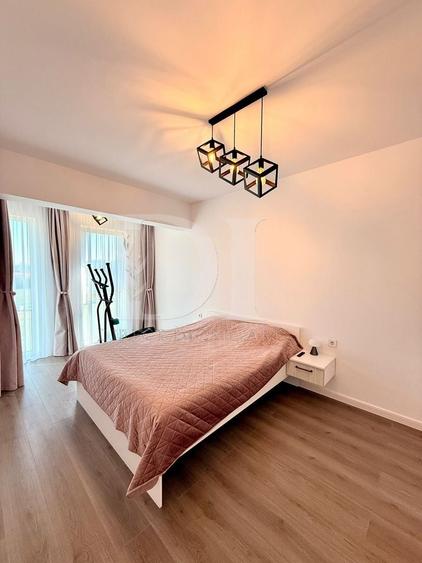Apartament cu 2 camere semidecomandat, mobilat în Florești