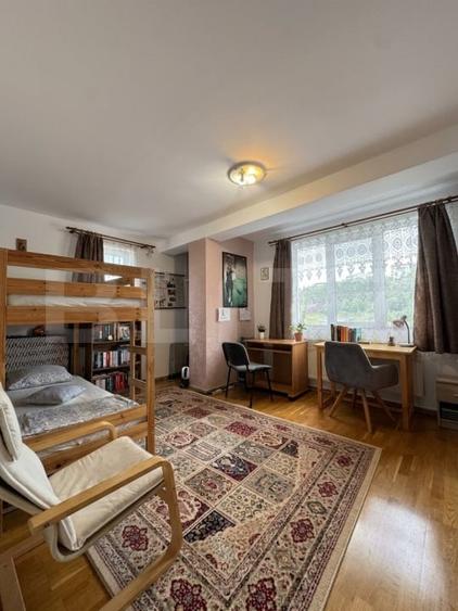 Apartament cu 3 camere semidecomandat, mobilat în Mănăștur