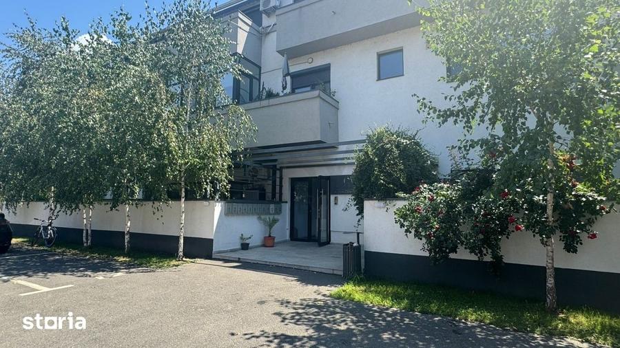 Apartament cu 3 camere decomandat în Fundeni