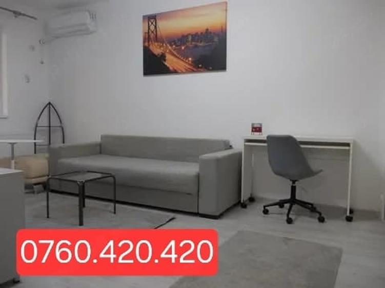 Apartament cu 4 camere decomandat în Ultracentral