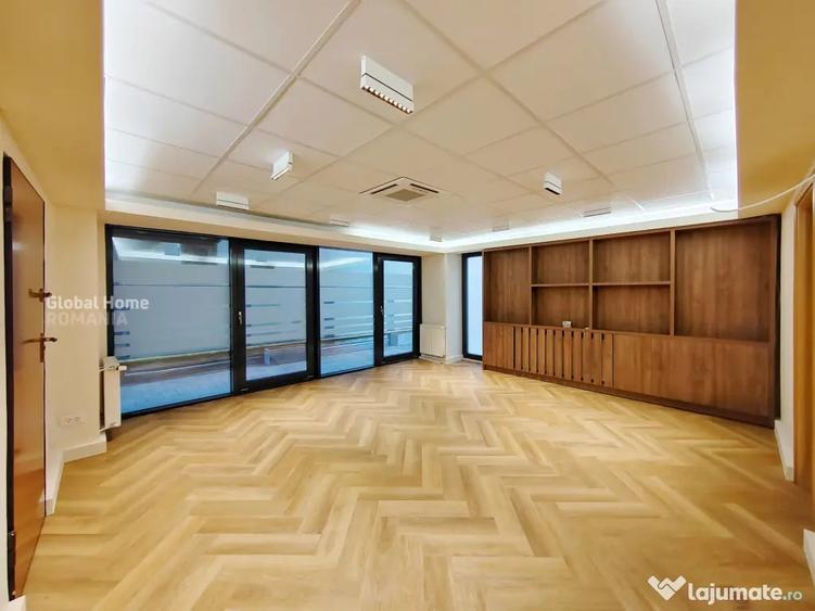 Spațiu comercial, de 32 mp, în Polonă