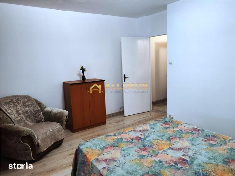 Apartament cu 2 camere semidecomandat în Democrației