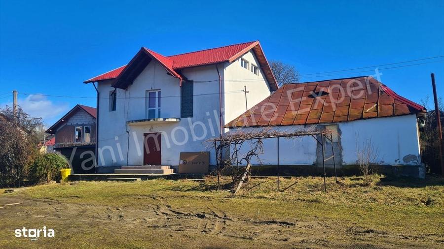 Casă cu 3 camere cu Teren 290 Mp în Central
