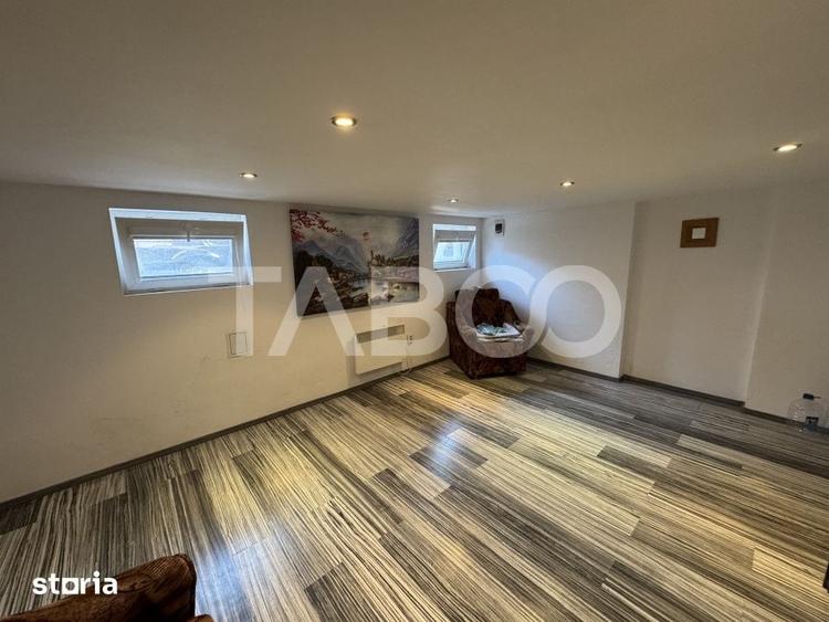 Casă cu 5 camere cu Teren 250 Mp în Lazaret