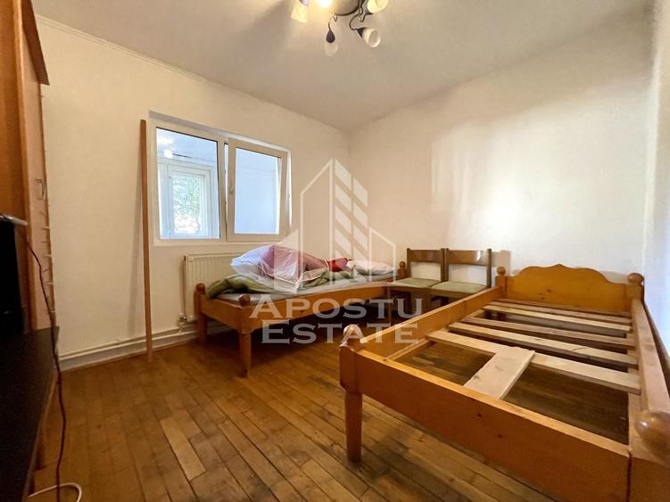 Apartament cu 2 camere decomandat, mobilat în Girocului