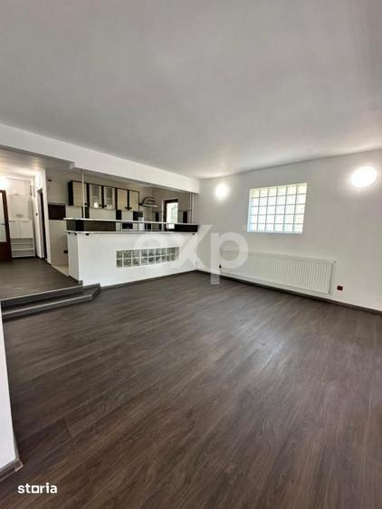 Casă cu 5 camere cu Teren 1438 Mp în Răzvad