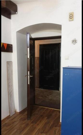 Birou, de 55 mp, în 15 Noiembrie
