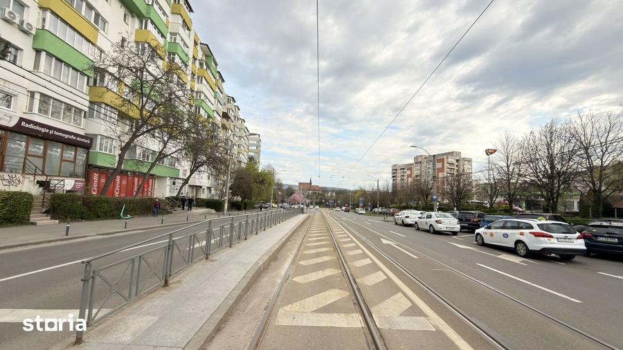 Apartament cu 2 camere decomandat, mobilat în Central