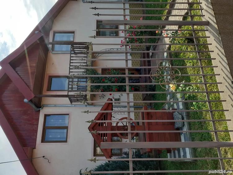 Casă cu 5 camere în Central