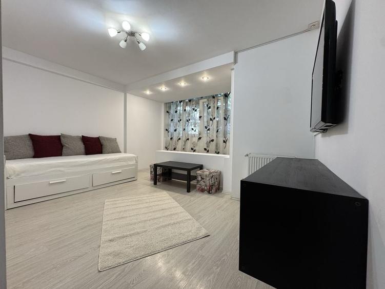 Apartament cu 2 camere decomandat în Berceni