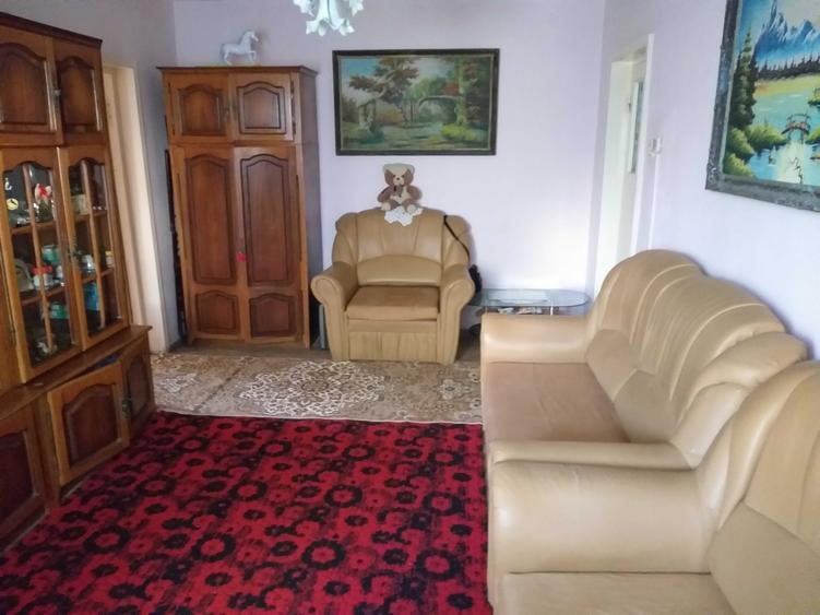 Apartament cu 2 camere semidecomandat în Micro 9