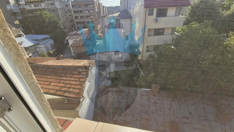 Apartament cu 2 camere decomandat, mobilat în P-ța Romană