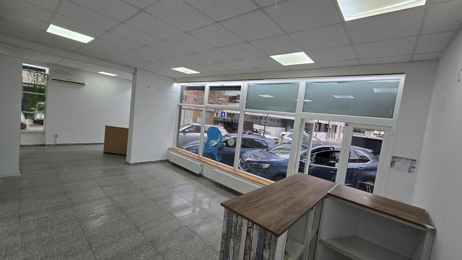 Spațiu comercial, de 55 mp, în Chiajna