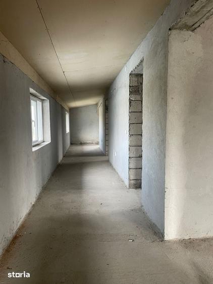 Casă cu 4 camere cu Teren 520 Mp în Poroschia