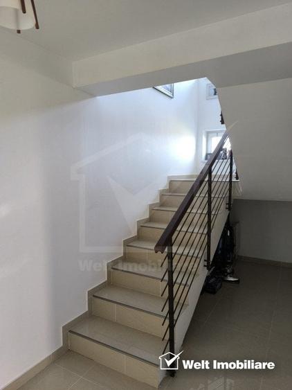 Casă individuală cu 5 camere cu Teren 2586 Mp în Iris