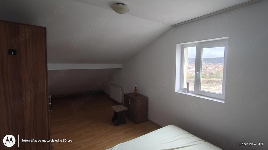 Apartament cu 3 camere decomandat în Exterior Vest