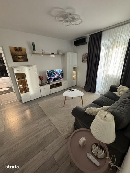 Apartament cu 2 camere în Victoriei
