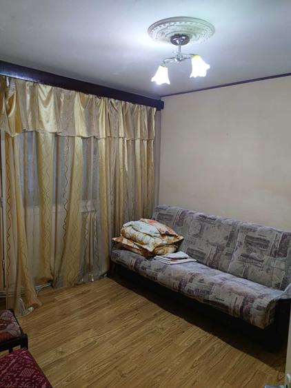 Apartament cu 3 camere decomandat în Tecuci