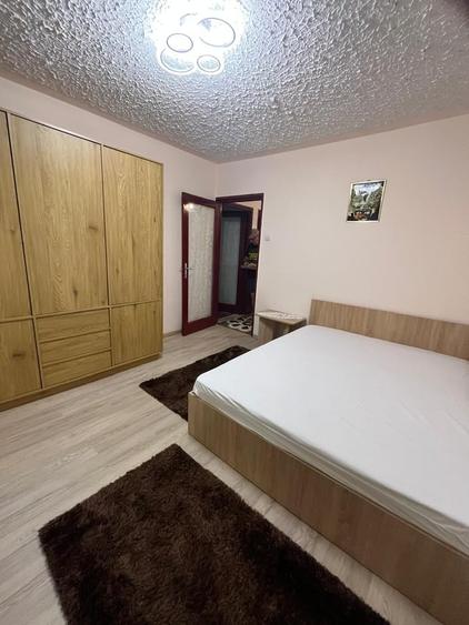 Apartament cu 2 camere decomandat în Progresul