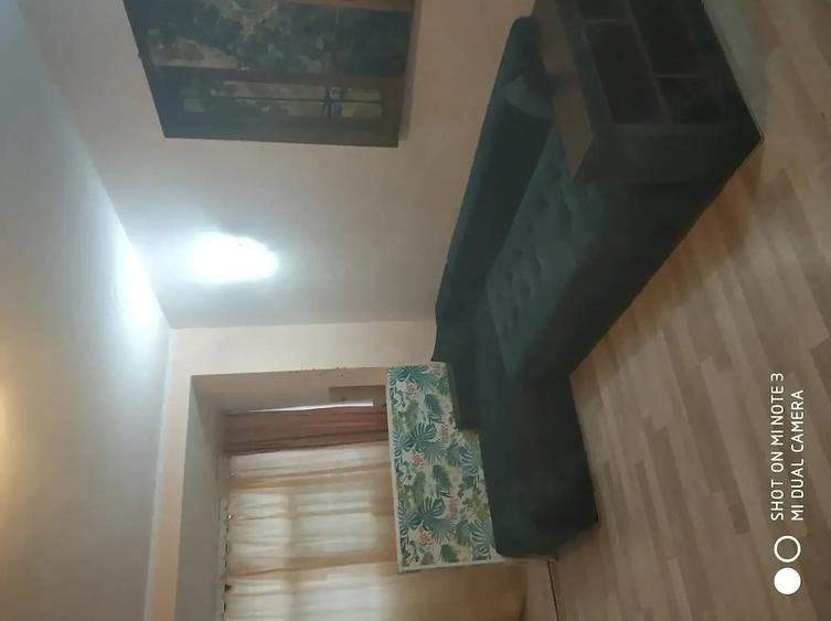 Apartament cu 3 camere decomandat în Progresul