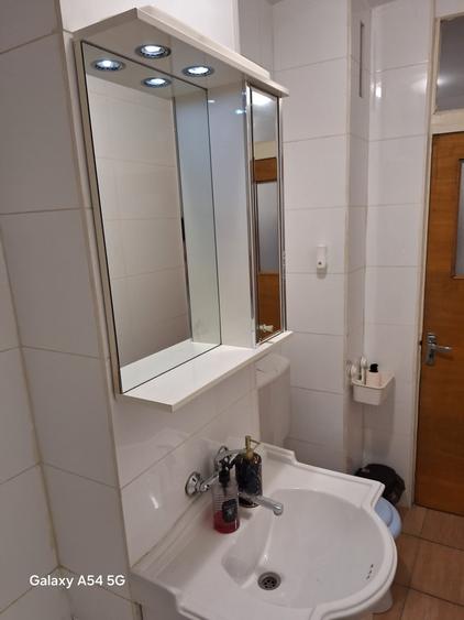 Garsonieră decomandată în Domenii