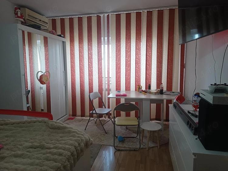 Garsonieara str Traian Constanta - zona Gara, in spate la BCR - 1