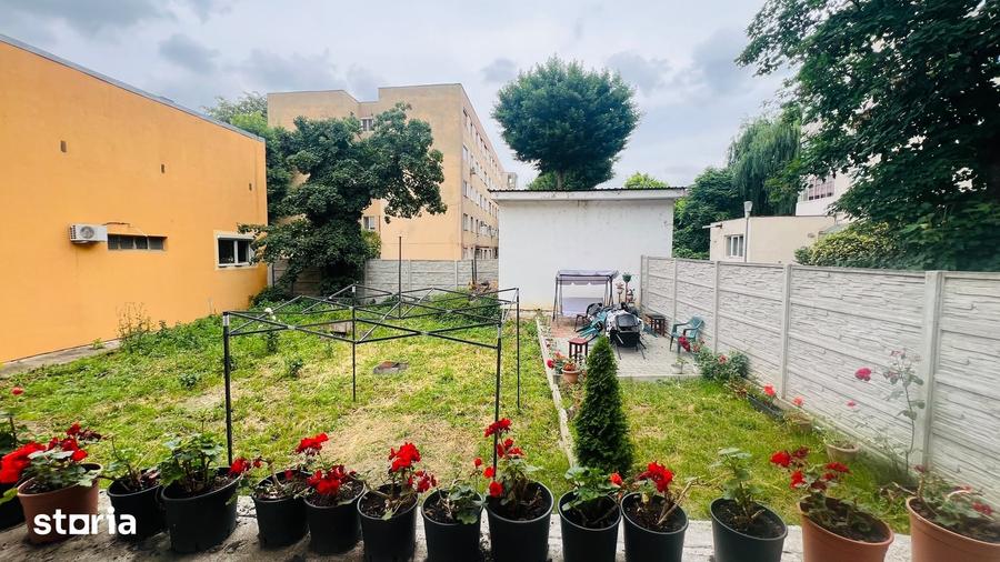 Apartament cu 5 camere în Central