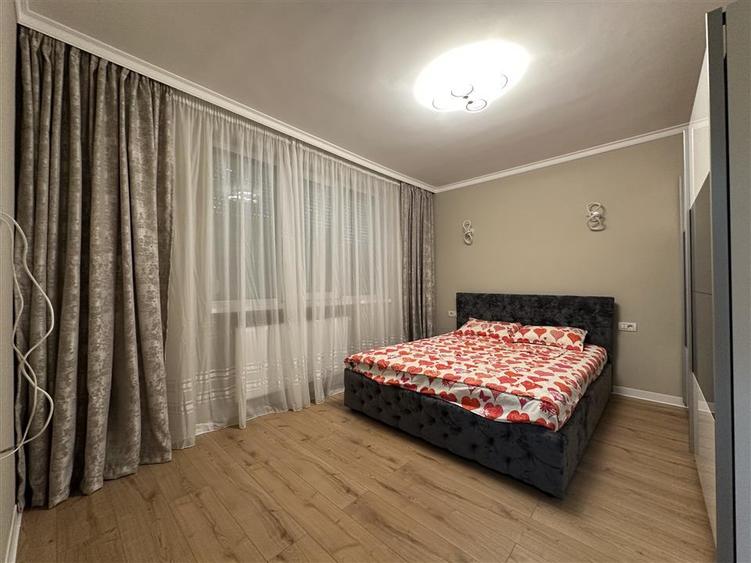 Apartament cu 2 camere semidecomandat în Podgoria
