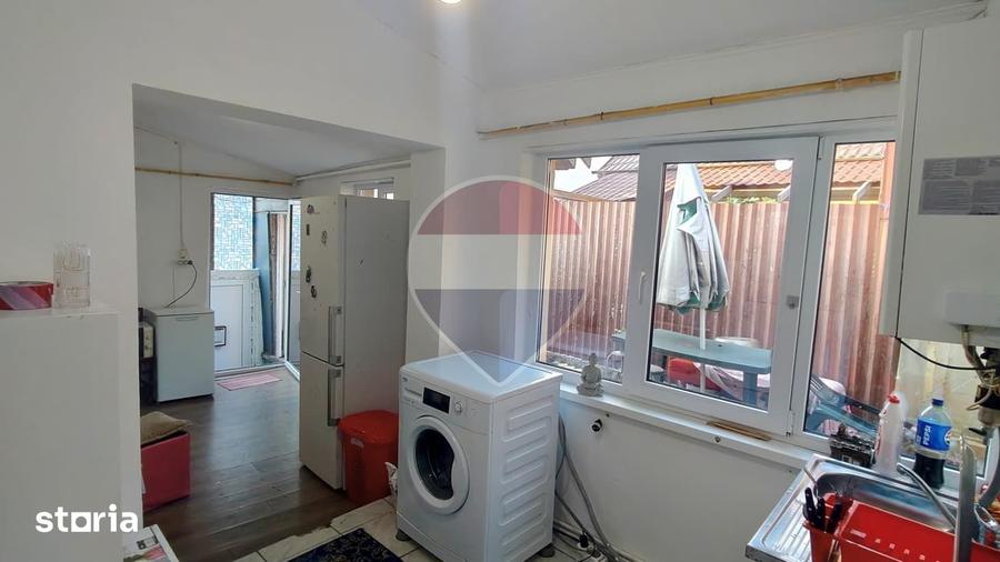 Casă cu 3 camere cu Teren 150 Mp în Schei