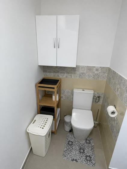 Apartament cu 2 camere semidecomandat, mobilat în Centrul Istoric